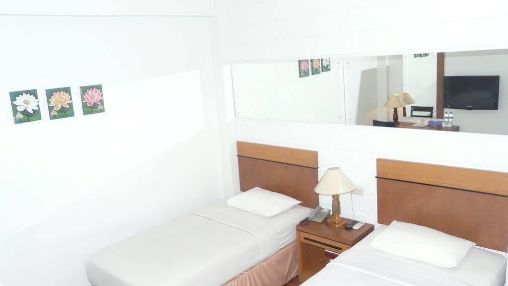 Hotel Victoria River View Banjarmasin  Exteriér fotografie